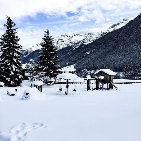 Alpennest Stubai Lägenhet Neustift im Stubaital